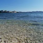 Two By The Sea 公寓